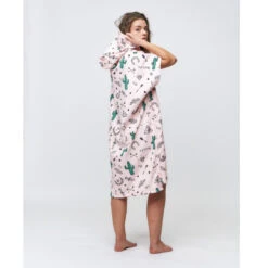 PONCHO AFTER HYPE PALE PINK -Pagayer Soldes Magasin poncho after hype pale pink 3